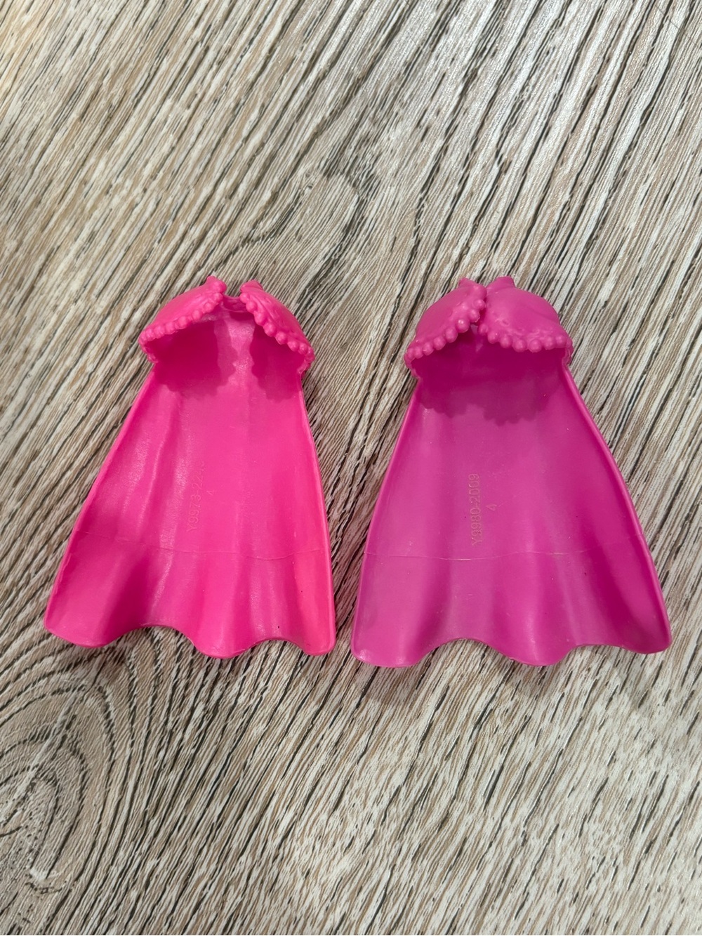 Polly Pocket Disney Frozen Anna Cape Replacement Pink Purple Mattel 2 Piece